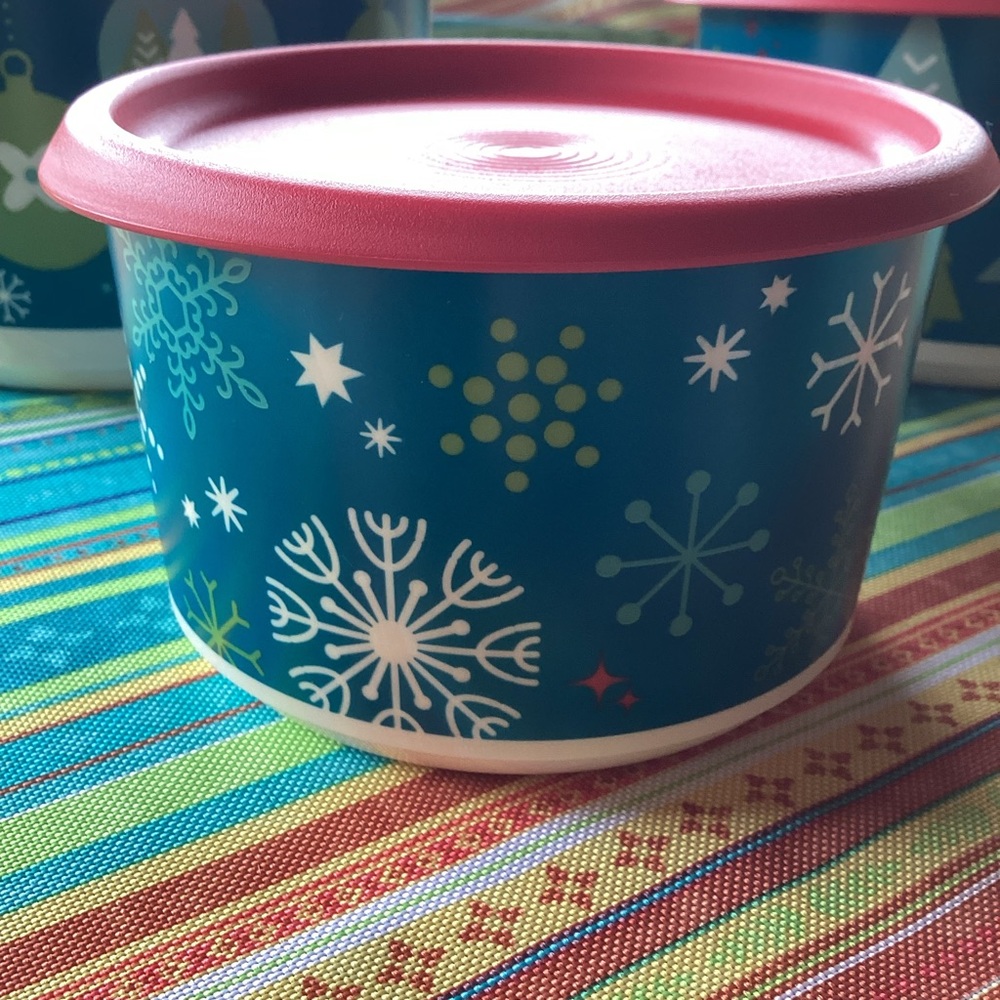 Tupperware 3 piece Holiday Stacking Canister set - Picture 2 of 10